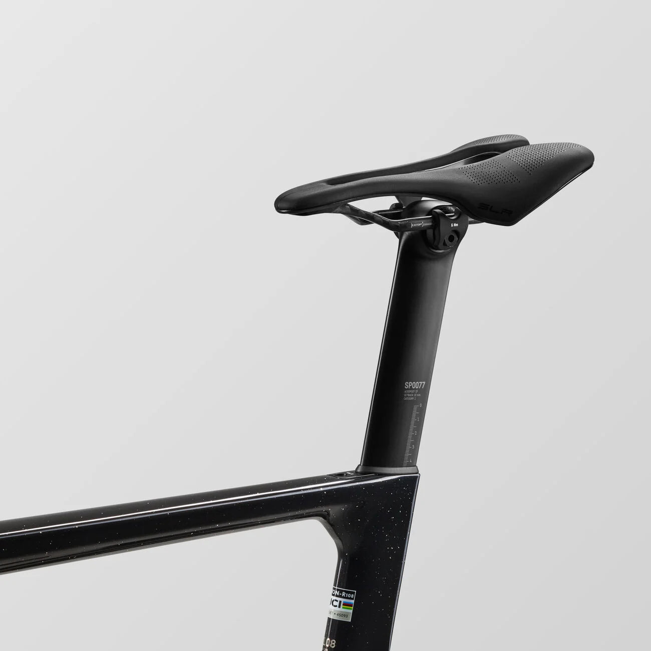 AEROAD CFR AXS