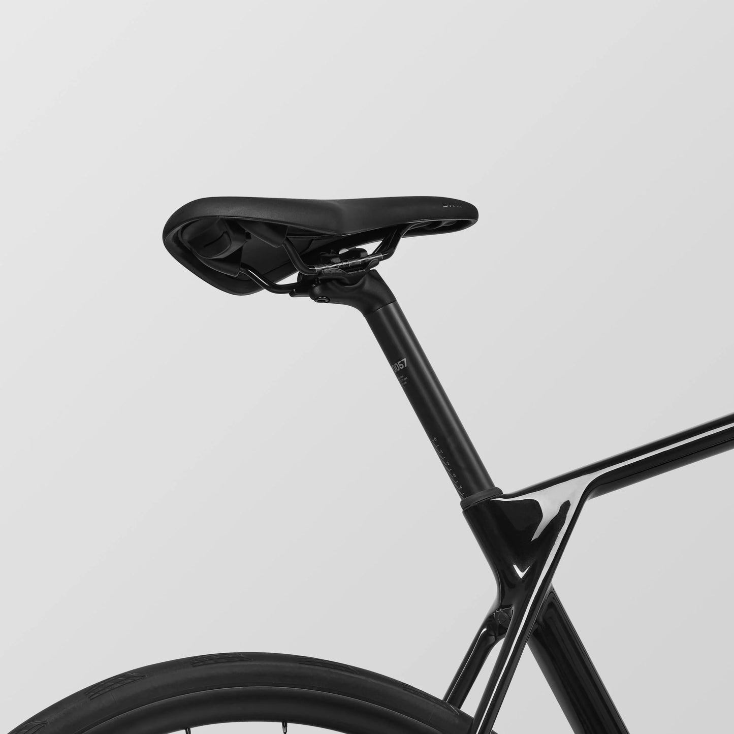ENDURACE CF 7 AXS