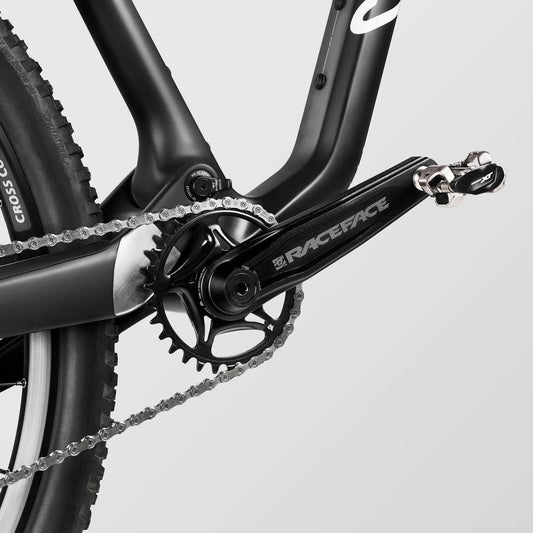 LUX WORLD CUP CF YOUNG HERO - XS - Race Black - NEW