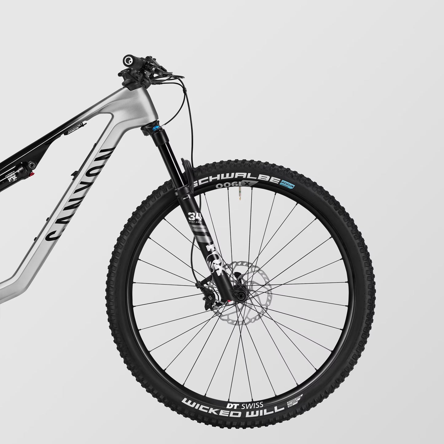 LUX TRAIL CF 7