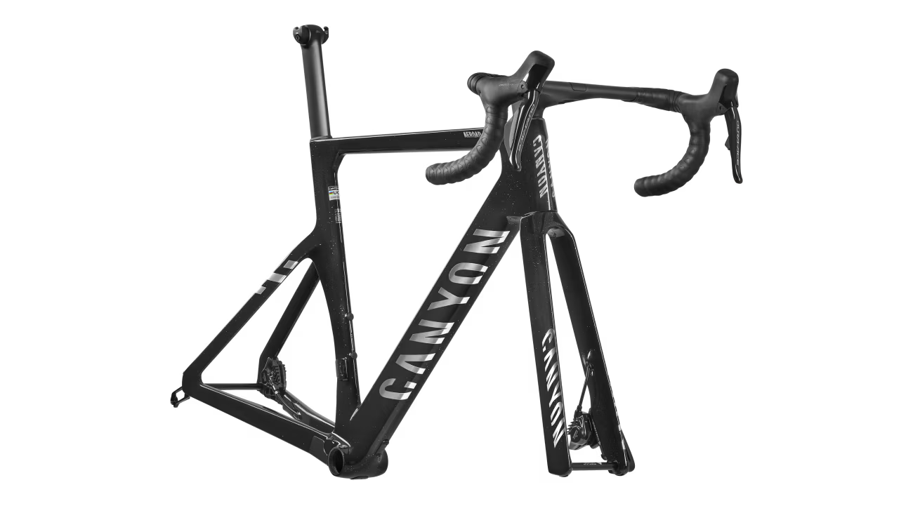 AEROAD CFR Disc Frame and Brake Kit