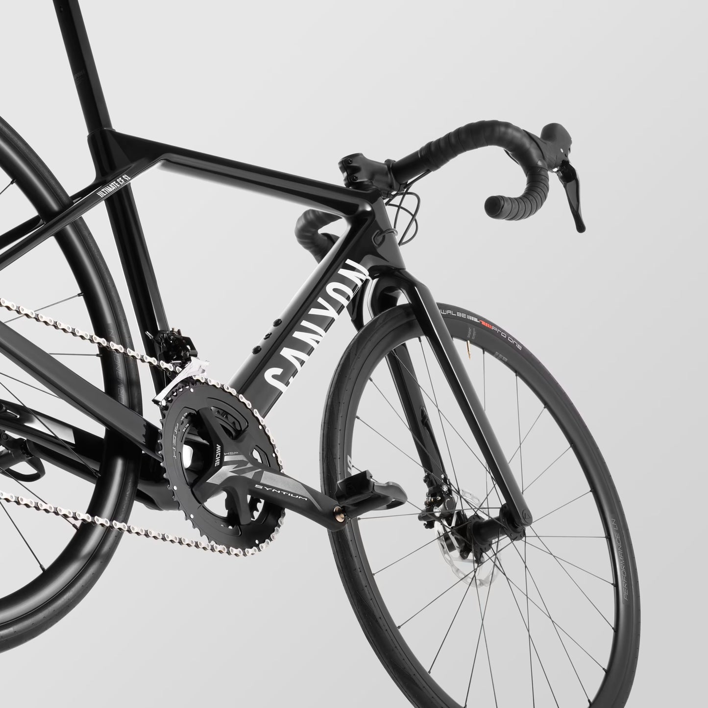 ULTIMATE CF Young Hero