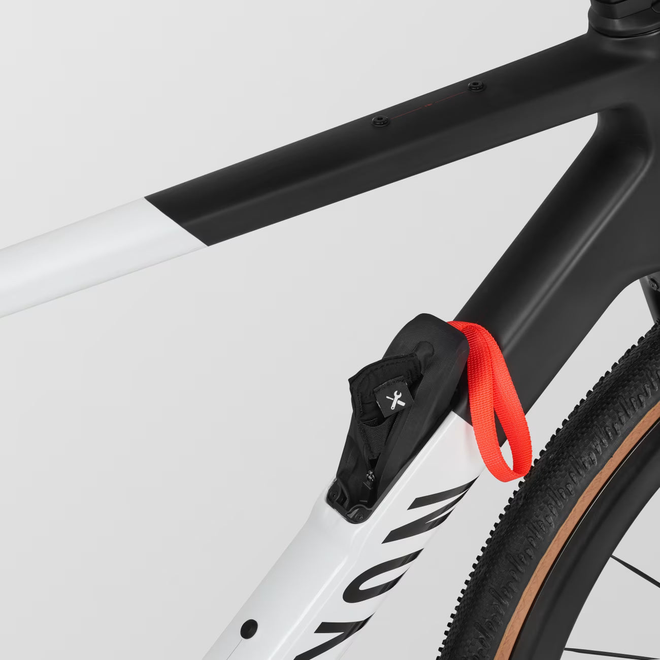 GRAIL CF SLX 8 Di2 RS - Medium - Chrome Whisper - NEW