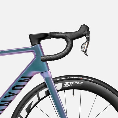 ULTIMATE CF SLX 8 AXS