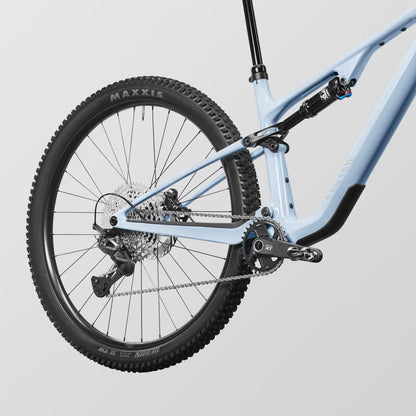 LUX TRAIL CF 6