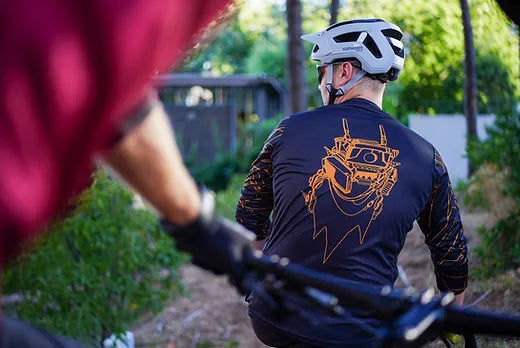 HASIE & THE ROBOTS Prime Trail Shirt