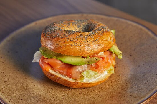 BAGEL Salmon, Avo & Cream Cheese